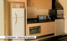 Chales Vila Da Rosa Casa De Férias